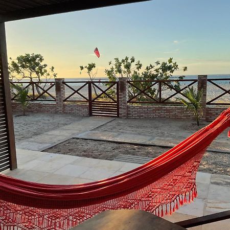 Beach House - Suite 2 - Na Praia -Beachfront バーハ・グランデ エクステリア 写真